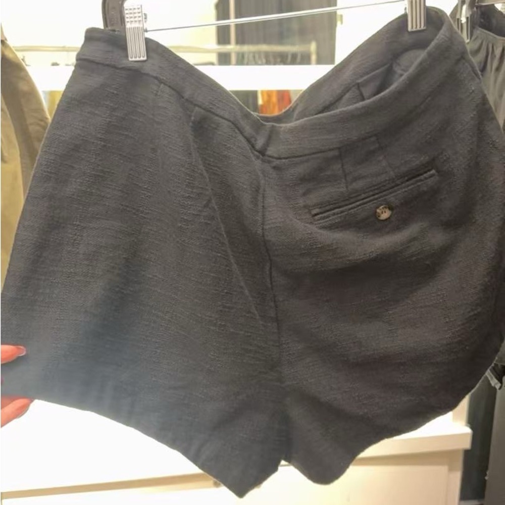 Doen Maven shorts new with tag Size 14